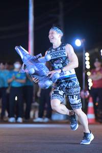 BIB: 0442
                            <button type="button" onclick="openModal(22928259)" class="btn btn-primary btn-sm float-right btn-popup" data-toggle="modal" data-target=".modal-high-quality">
                        <i class="fas fa-shopping-cart"></i> Add to Cart
                    </button>
                                            <button type="button" onclick="isThisMe(22928259, true)" class="btn btn-success btn-sm float-right btn-popup btn-isme hidden" data-toggle="tooltip" data-placement="bottom" title="นี่คือรูปของคุณใช่ไหม คลิกที่นี่เพื่อเอาเข้าอัลบั้ม">
                        <i class="fas fa-plus"></i> Add to album
                    </button>
                    <button type="button" onclick="isThisMe(22928259, false)" class="btn btn-warning btn-sm float-right btn-popup btn-isnotme hidden">
                        <i class="fas fa-ban"></i> Remove from album
                    </button>